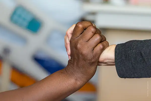 2017 Yazmene grandmother hands with paula