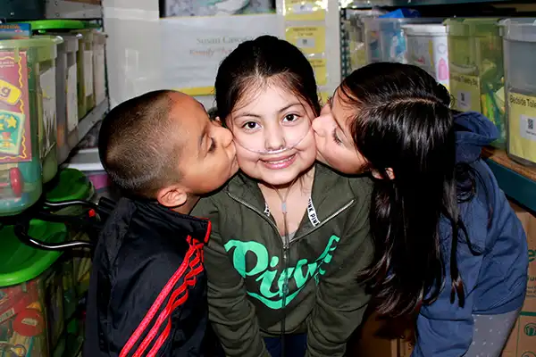 fernanda with siblings